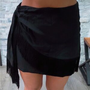 Forever 21 Black Mini Skirt with Fringe Detail for Work Size Medium
